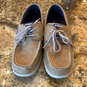 Boys size 6 Sperry shoes